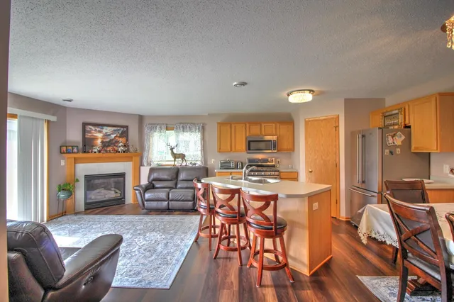 $225,000 | 2773 Ridgeview Drive, Red Wing, MN 55066