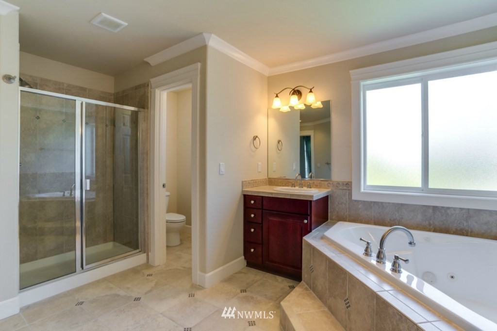6100 Northeast 3rd Court Renton, WA 98059 - Photo 19 of 23