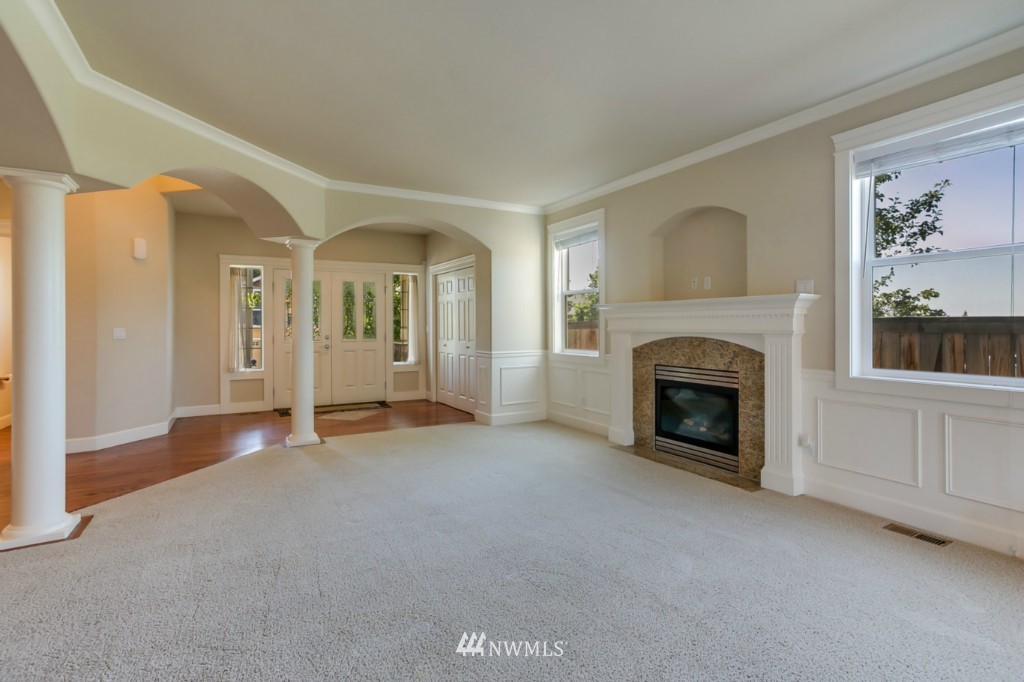 6100 Northeast 3rd Court Renton, WA 98059 - Photo 8 of 23