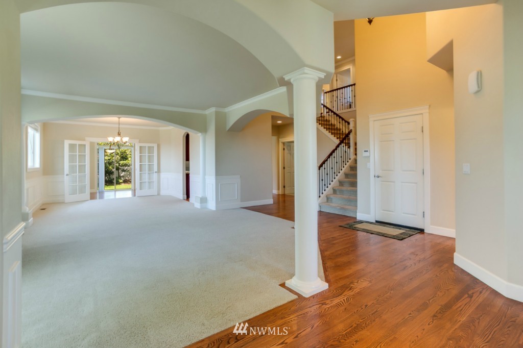6100 Northeast 3rd Court Renton, WA 98059 - Photo 9 of 23