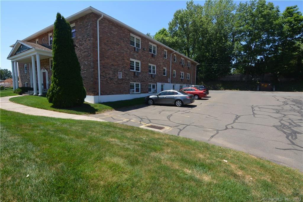 84 Broad Street, Unit 106 Meriden, CT 06450 - Photo 12 of 12
