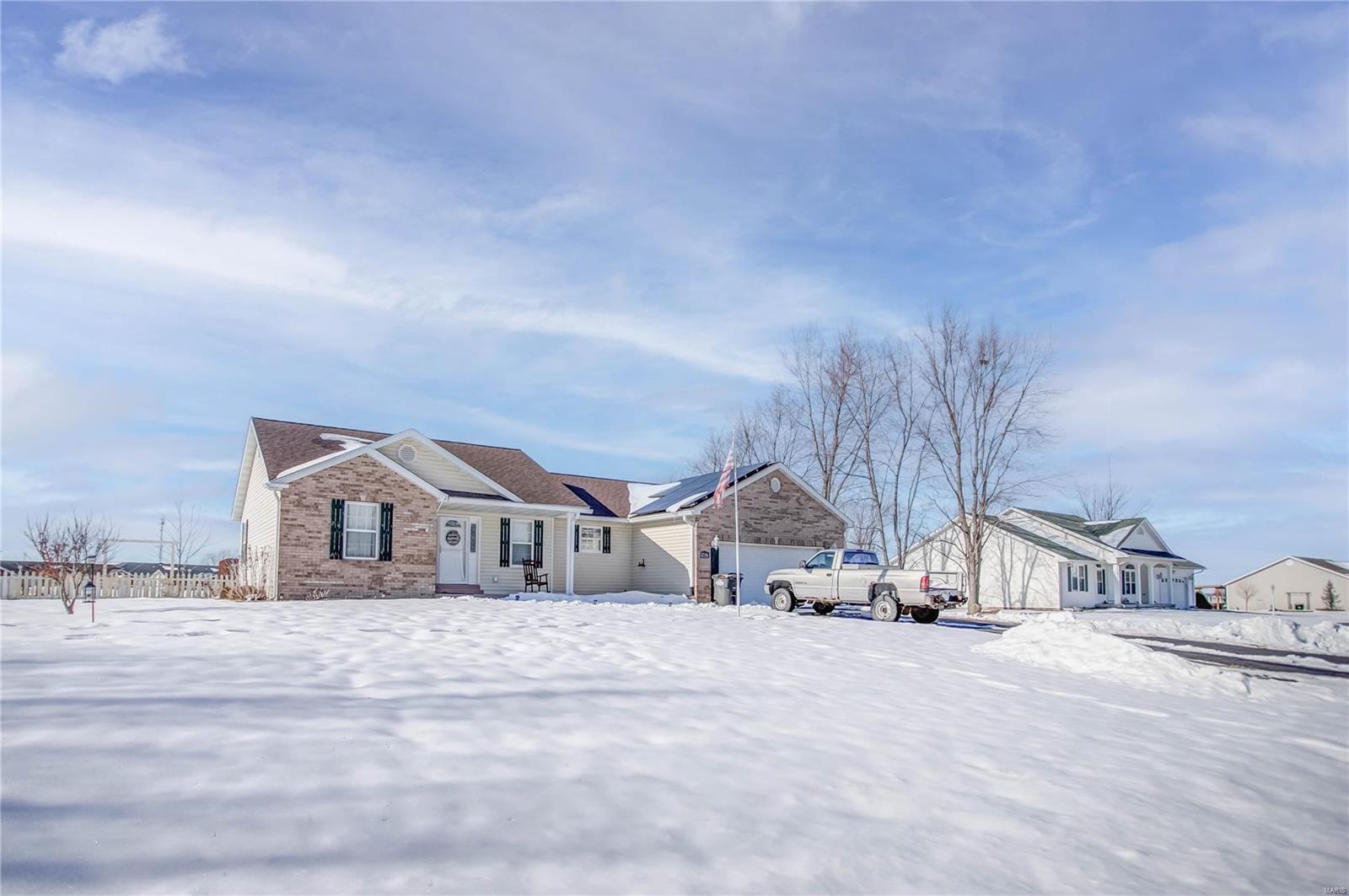 1216 Witt Mill Road Jerseyville, IL 62052 - Photo 2 of 69