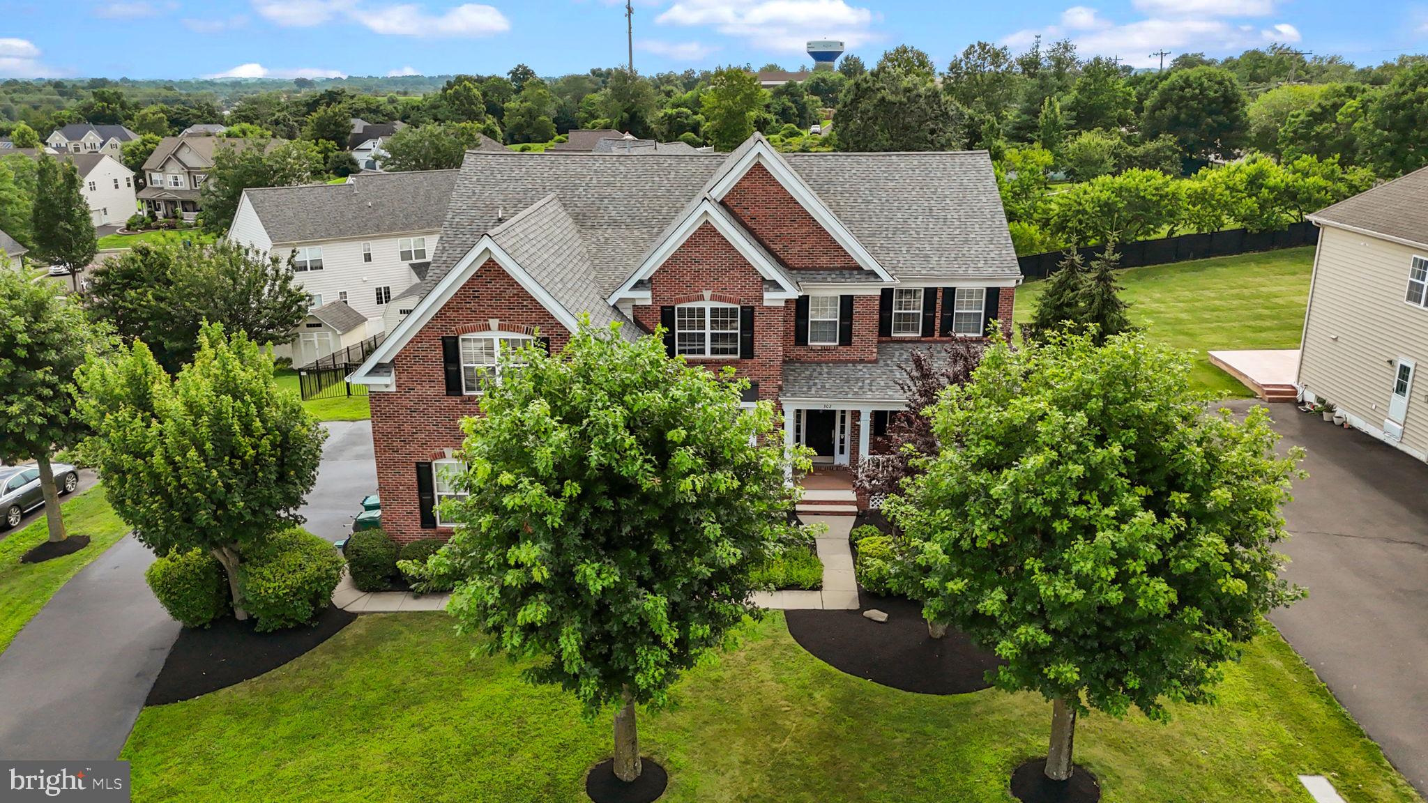 302 Palton Road Bensalem, PA 19020 - Photo 3 of 67 Gallery Image 3