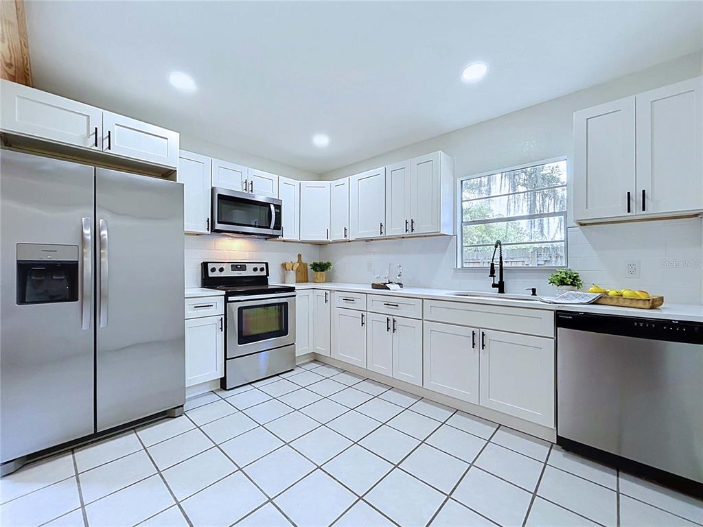 11008 Browning Road Lithia, FL 33547 - Photo 26 of 88