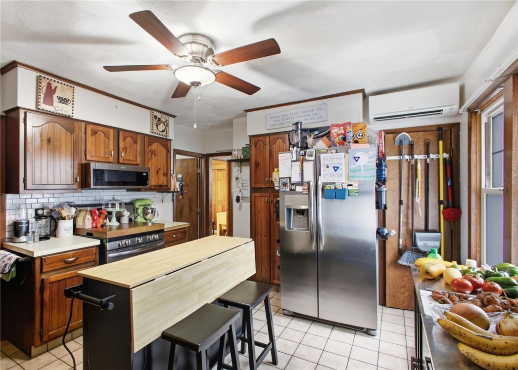 48 Ash Street Pawtucket, RI 02860 - Photo 16 of 22 Gallery Image 16