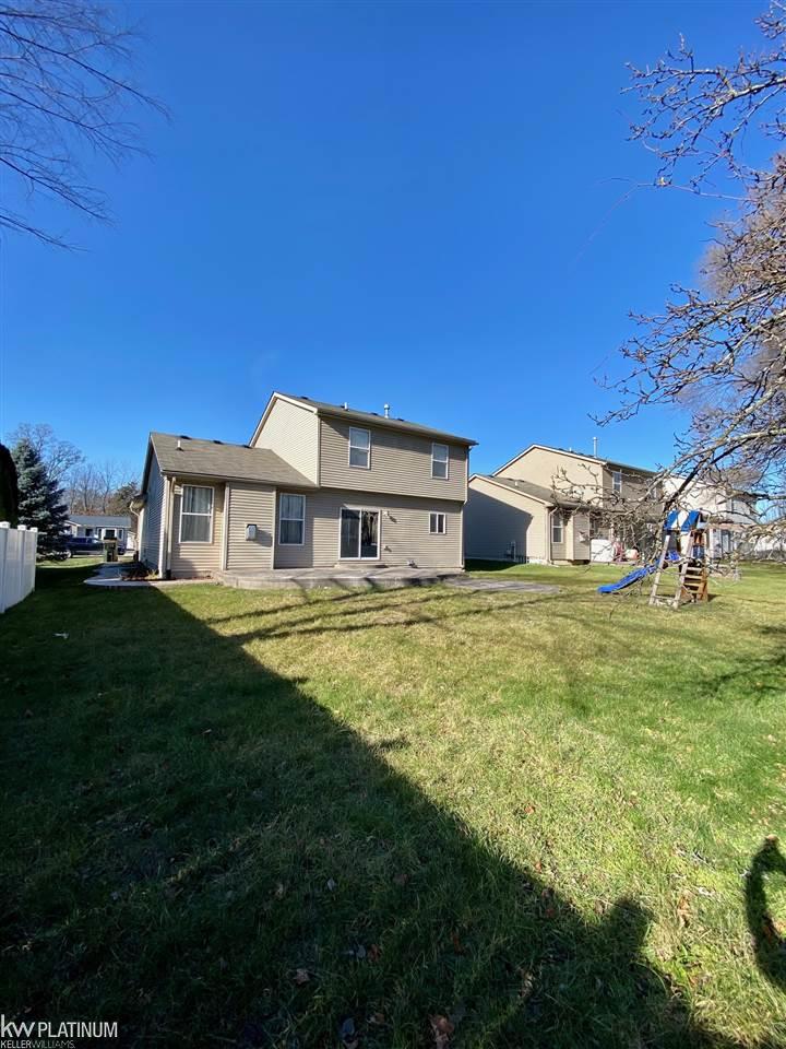 2761 Eastern Avenue Rochester Hills, MI 48307 - Photo 35 of 36
