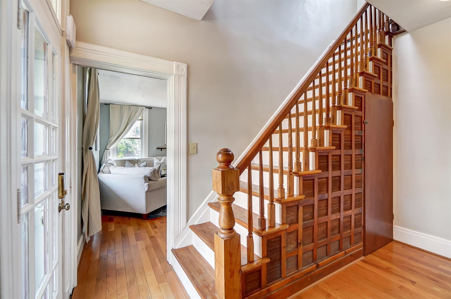 3428 Brotherton Road Cincinnati, OH 45209 - Photo 4 of 27 Gallery Image 4