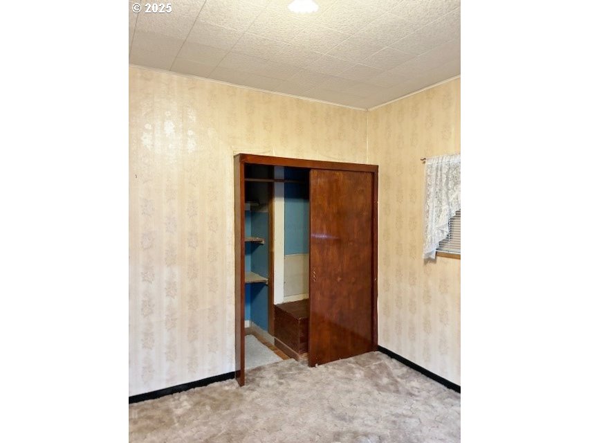 913 Northwest Ellis Avenue Pendleton, OR 97801 - Photo 12 of 26