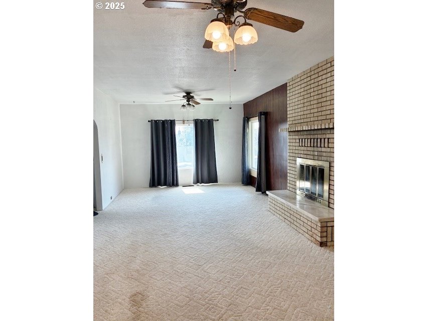 913 Northwest Ellis Avenue Pendleton, OR 97801 - Photo 2 of 26