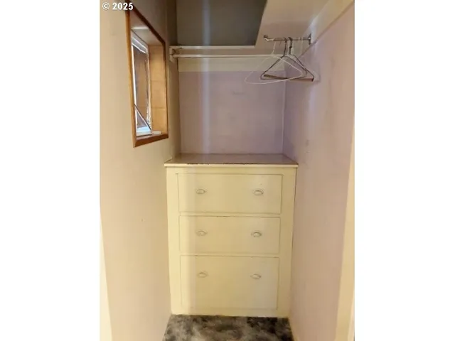 $299,000 | 913 Northwest Ellis Avenue, Pendleton, OR 97801