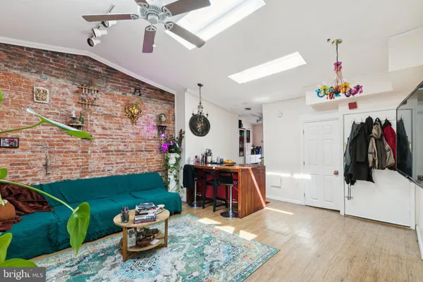 $1,650 | 1333 Pine Street, Unit 4F, Philadelphia, PA 19107