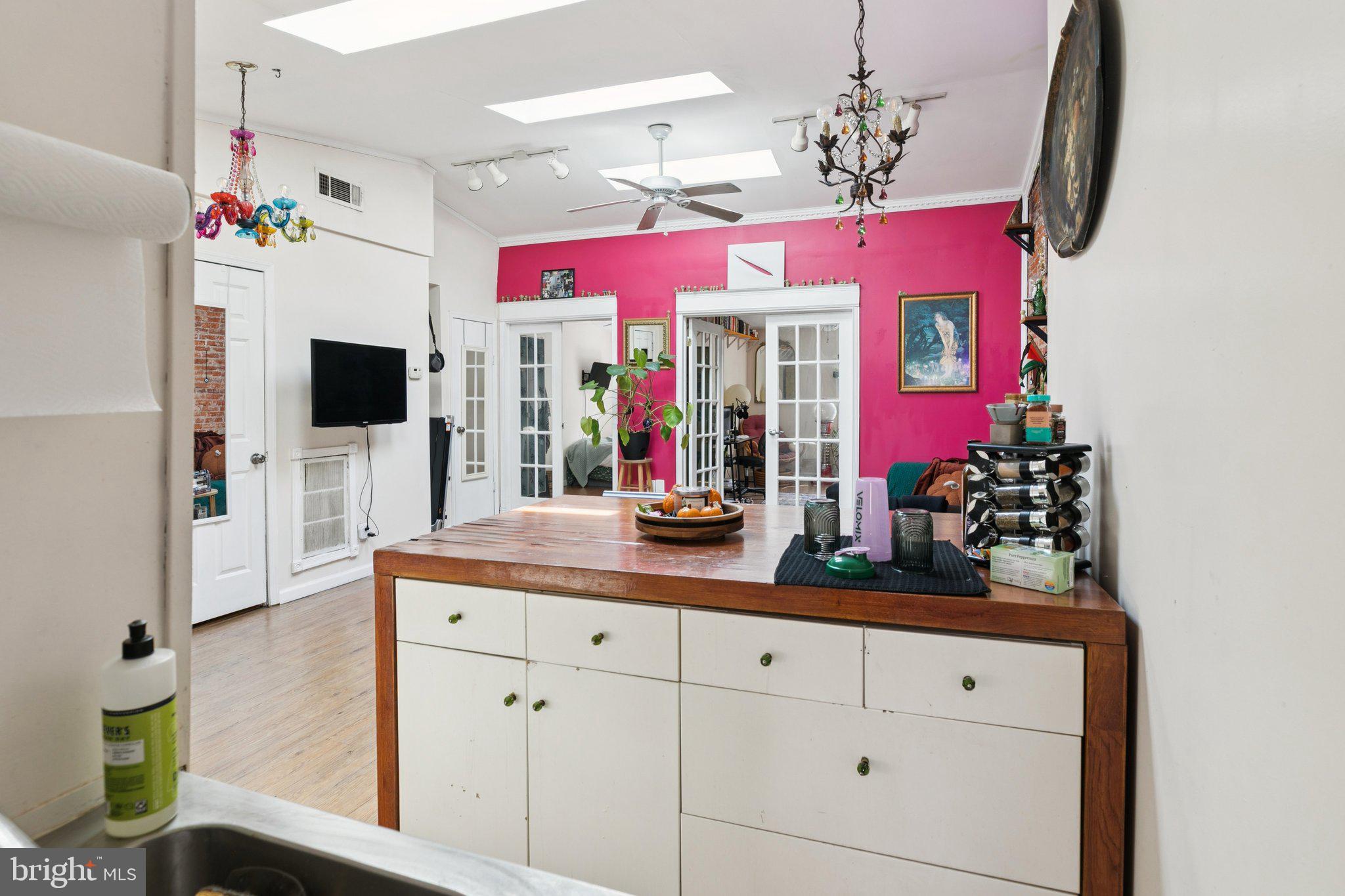 1333 Pine Street, Unit 4F Philadelphia, PA 19107 - Photo 5 of 20 a view of a kitchen