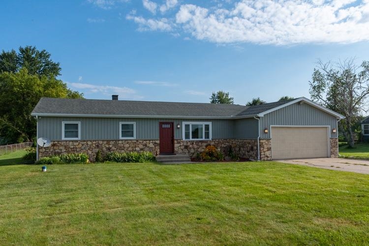 15959 Kelly Road Mishawaka, IN 46544 - Photo 1 of 32