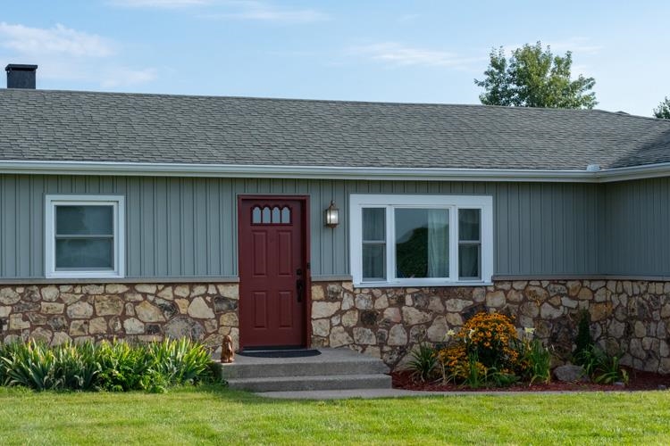 15959 Kelly Road Mishawaka, IN 46544 - Photo 2 of 32