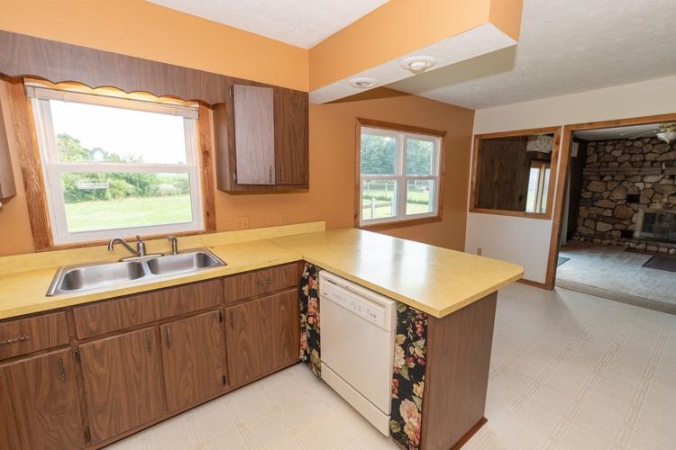 15959 Kelly Road Mishawaka, IN 46544 - Photo 17 of 32