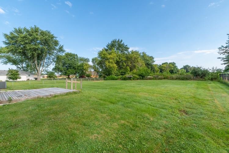 15959 Kelly Road Mishawaka, IN 46544 - Photo 4 of 32