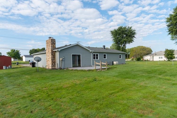 15959 Kelly Road Mishawaka, IN 46544 - Photo 5 of 32