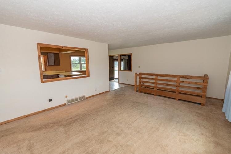 15959 Kelly Road Mishawaka, IN 46544 - Photo 10 of 32