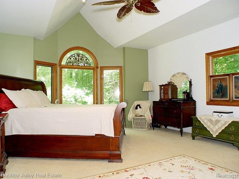10202 Hyne Road Brighton, MI 48114 - Photo 12 of 21 Master Suite