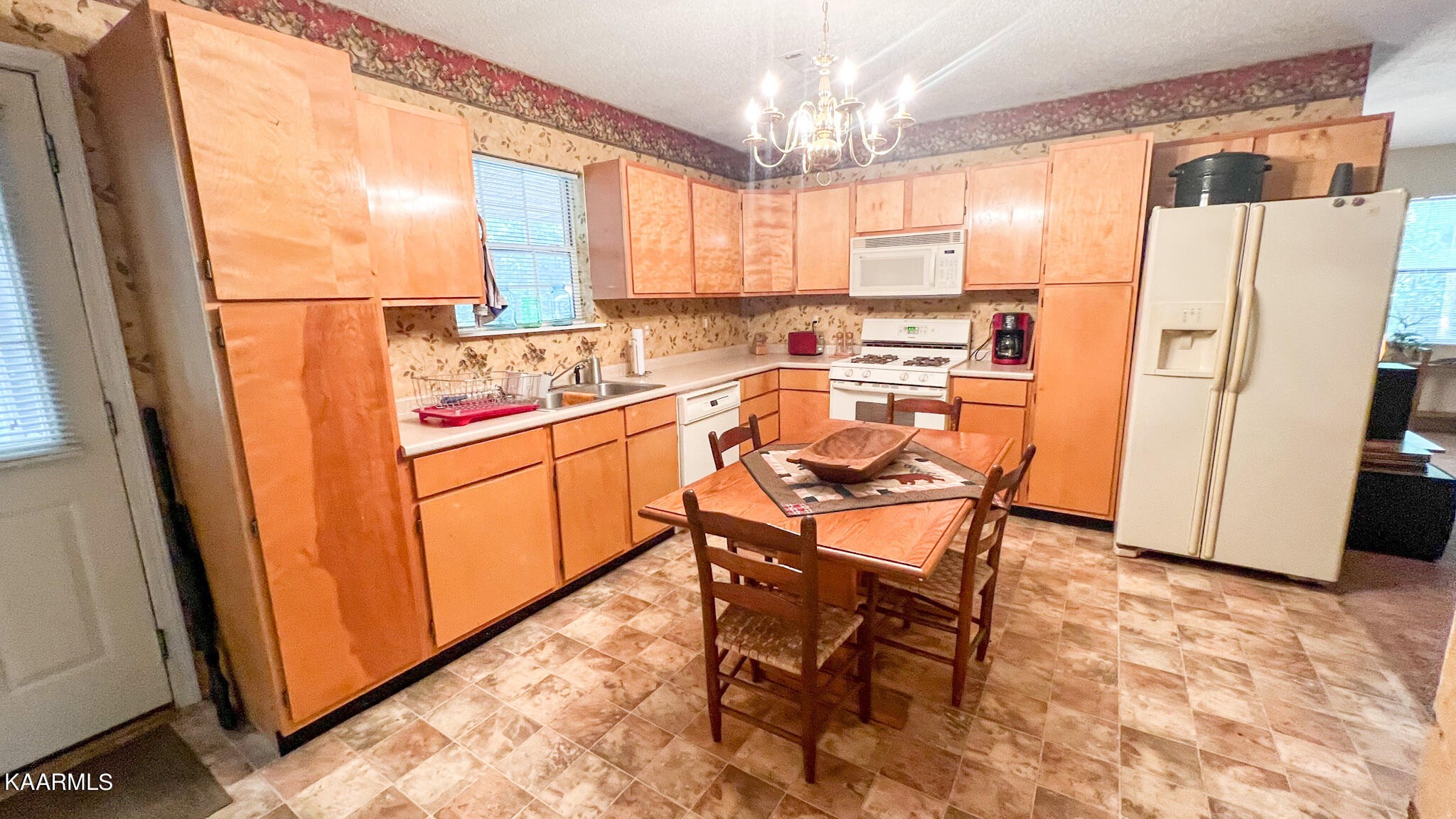 2992 Quarry Hollow Road Friendsville, TN 37737 - Photo 6 of 26 Gallery Image 6