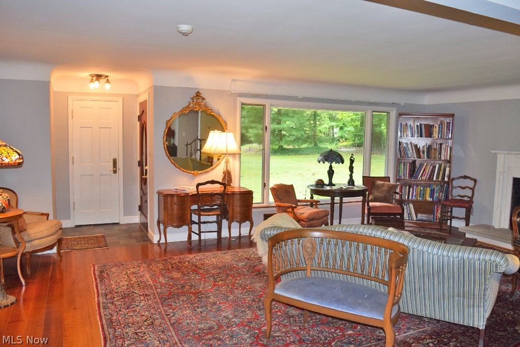 27975 Belgrave Road Cleveland, OH 44124 - Photo 3 of 19 Gallery Image 3