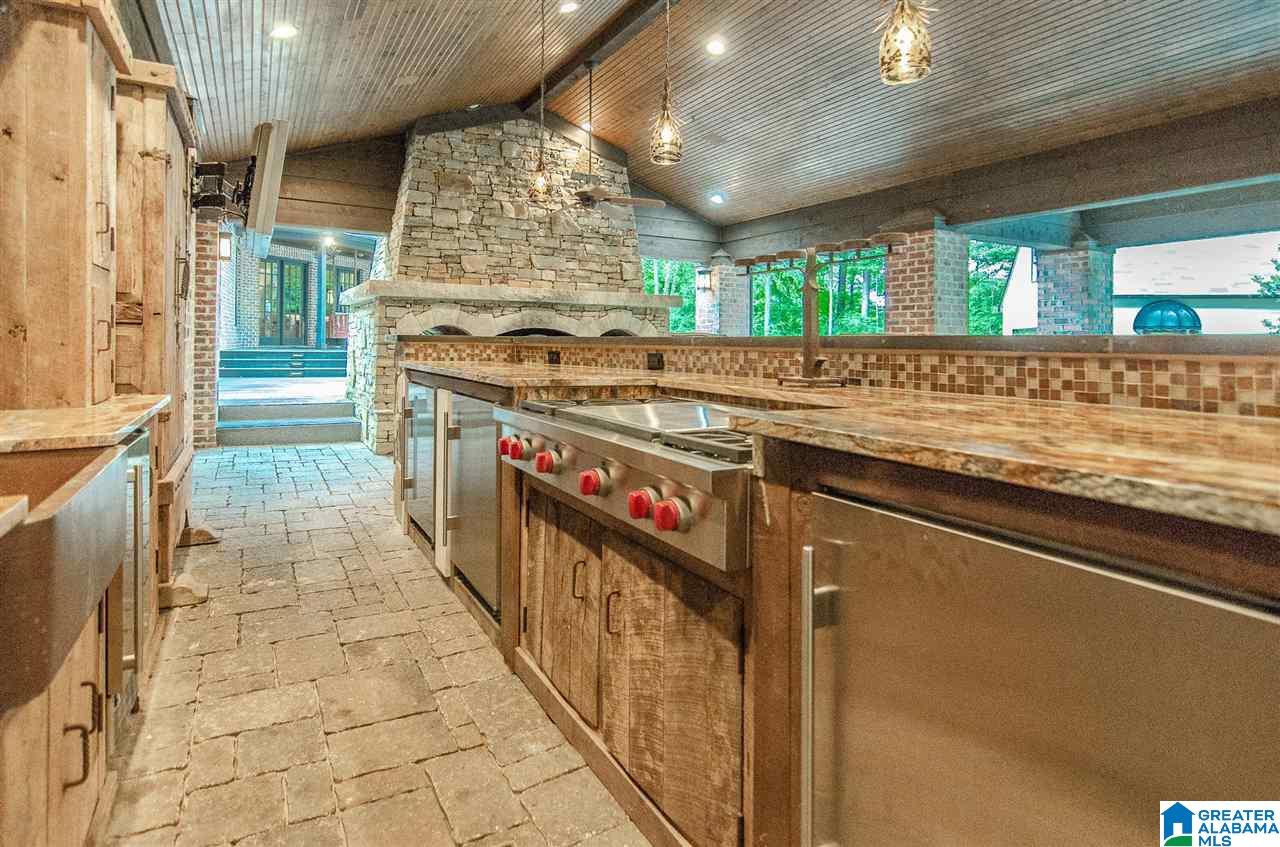 2076 Cahaba Valley Road Pelham, AL 35124 - Photo 45 of 47