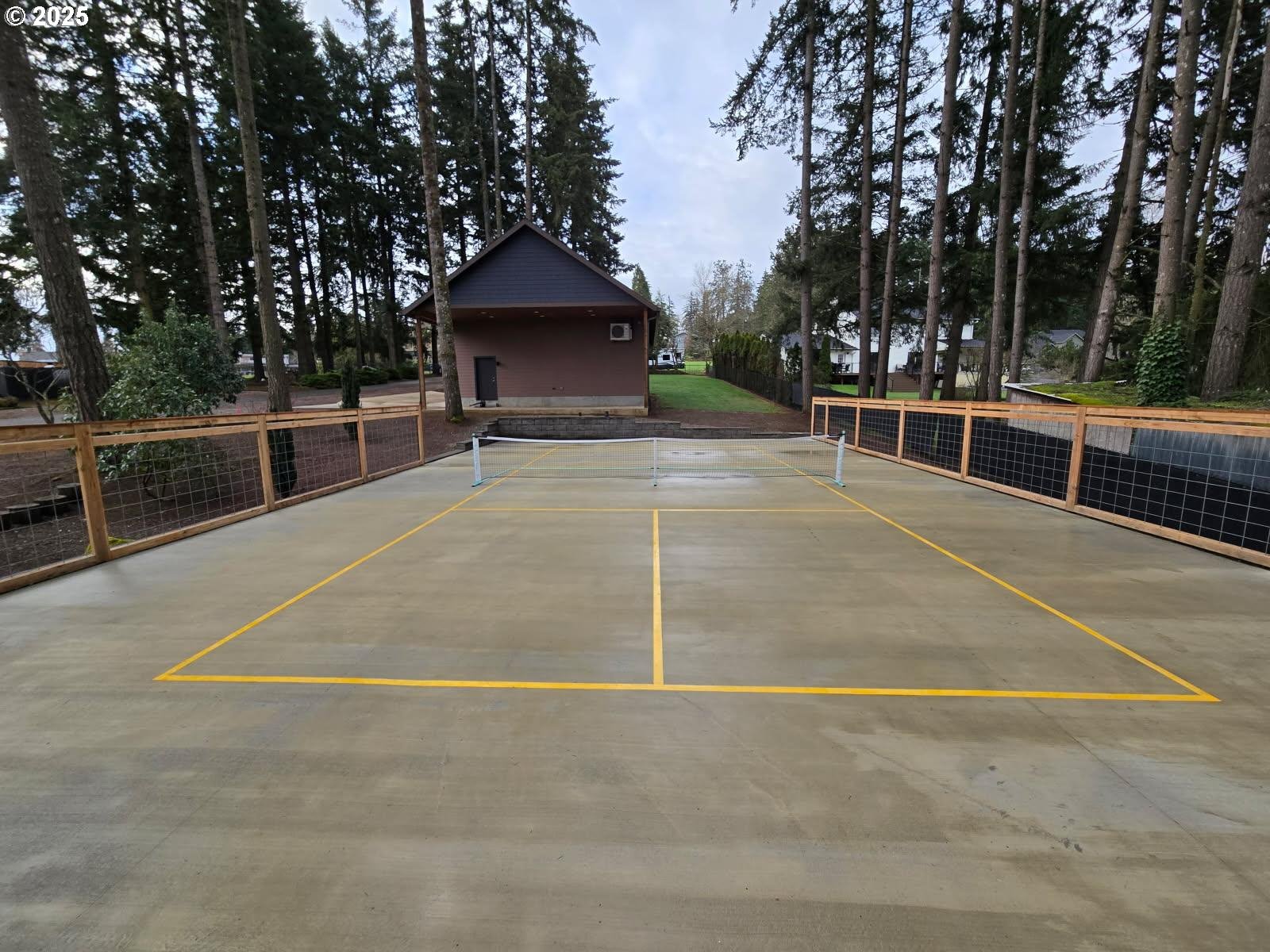 17287 South Overlook Road Oregon City, OR 97045 - Photo 42 of 48 a view of outdoor space and basketball court