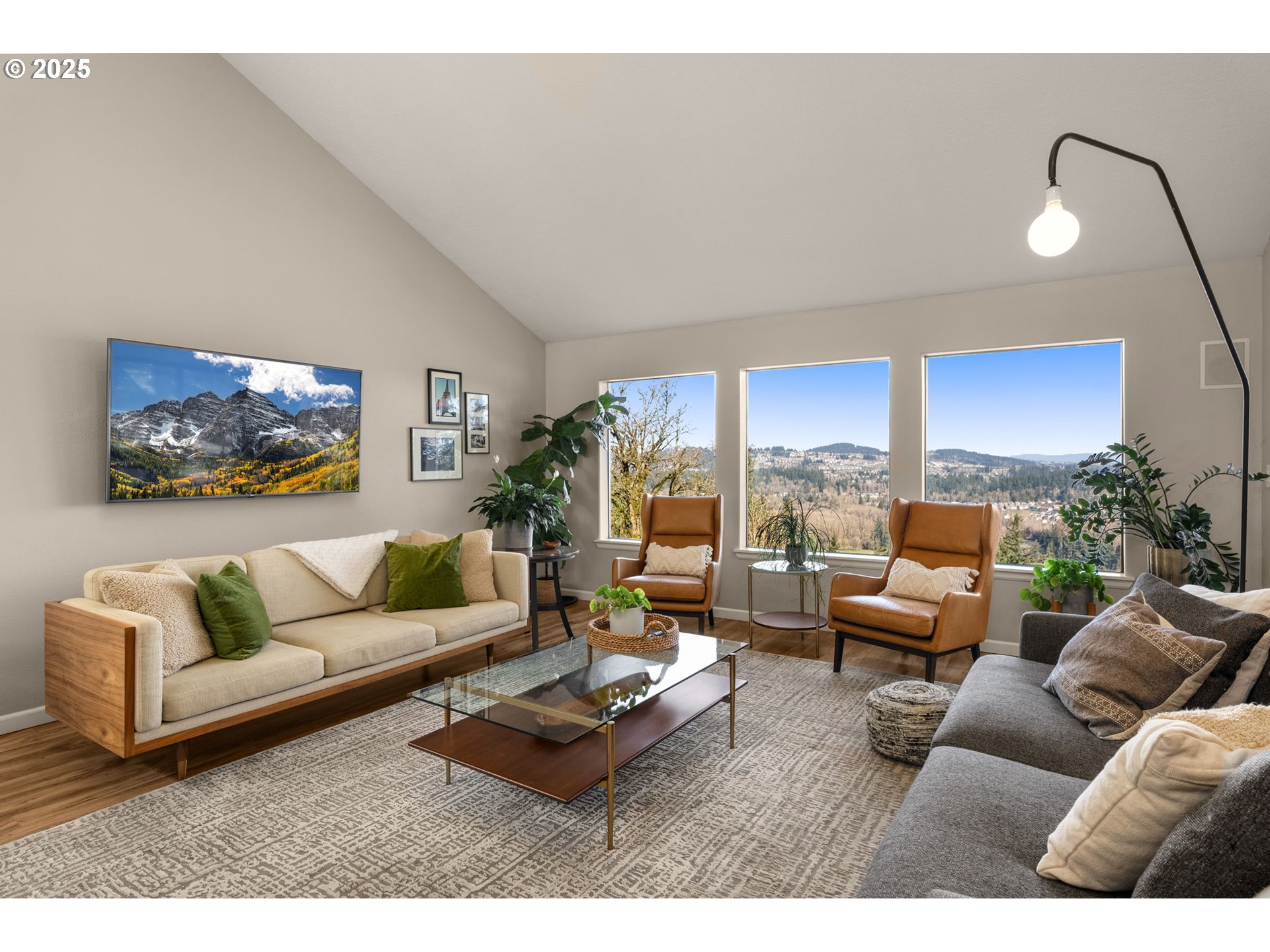17287 South Overlook Road Oregon City, OR 97045 - Photo 10 of 48 a living room with furniture and a large window