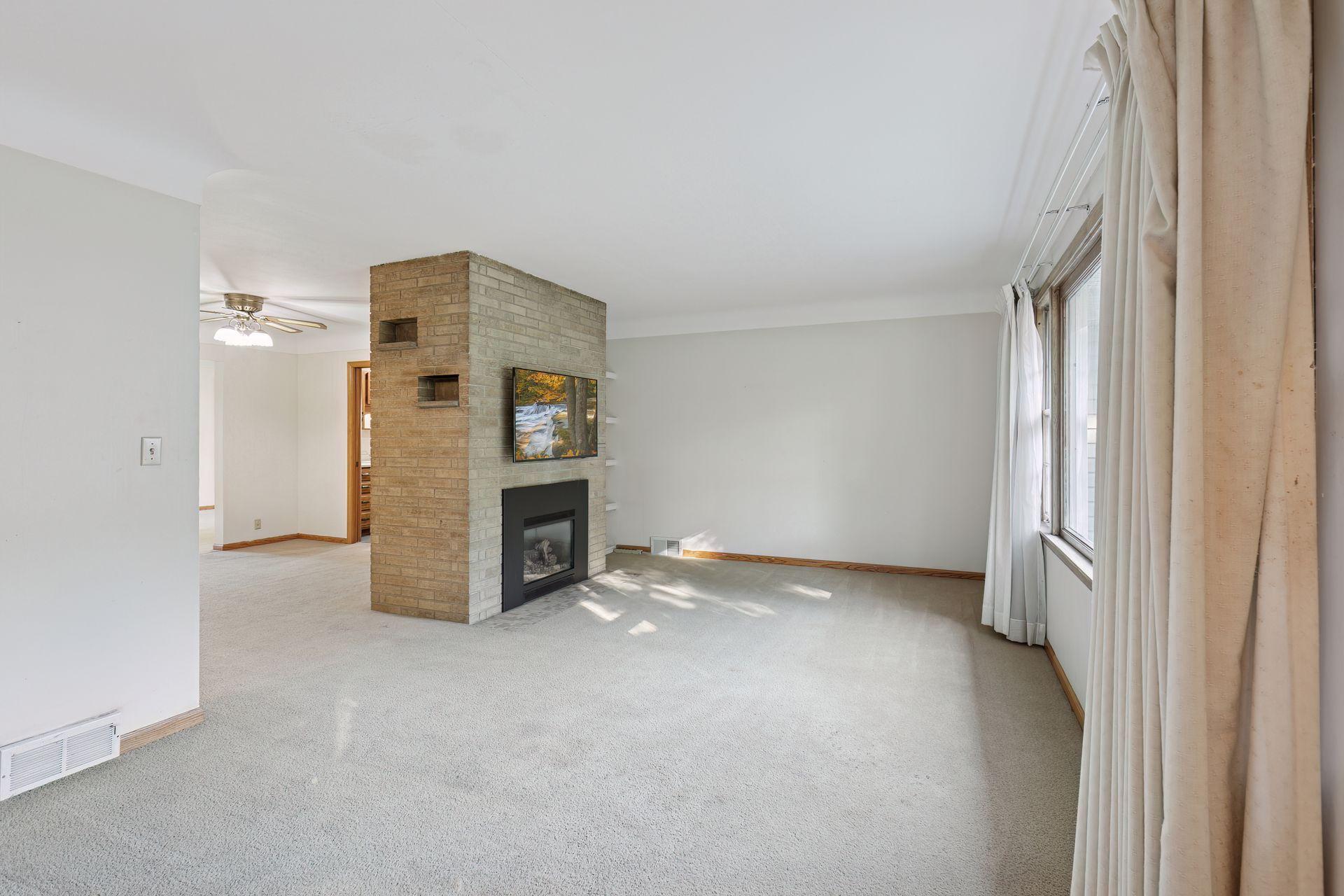 200 Turnpike Road Golden Valley, MN 55416 - Photo 2 of 21