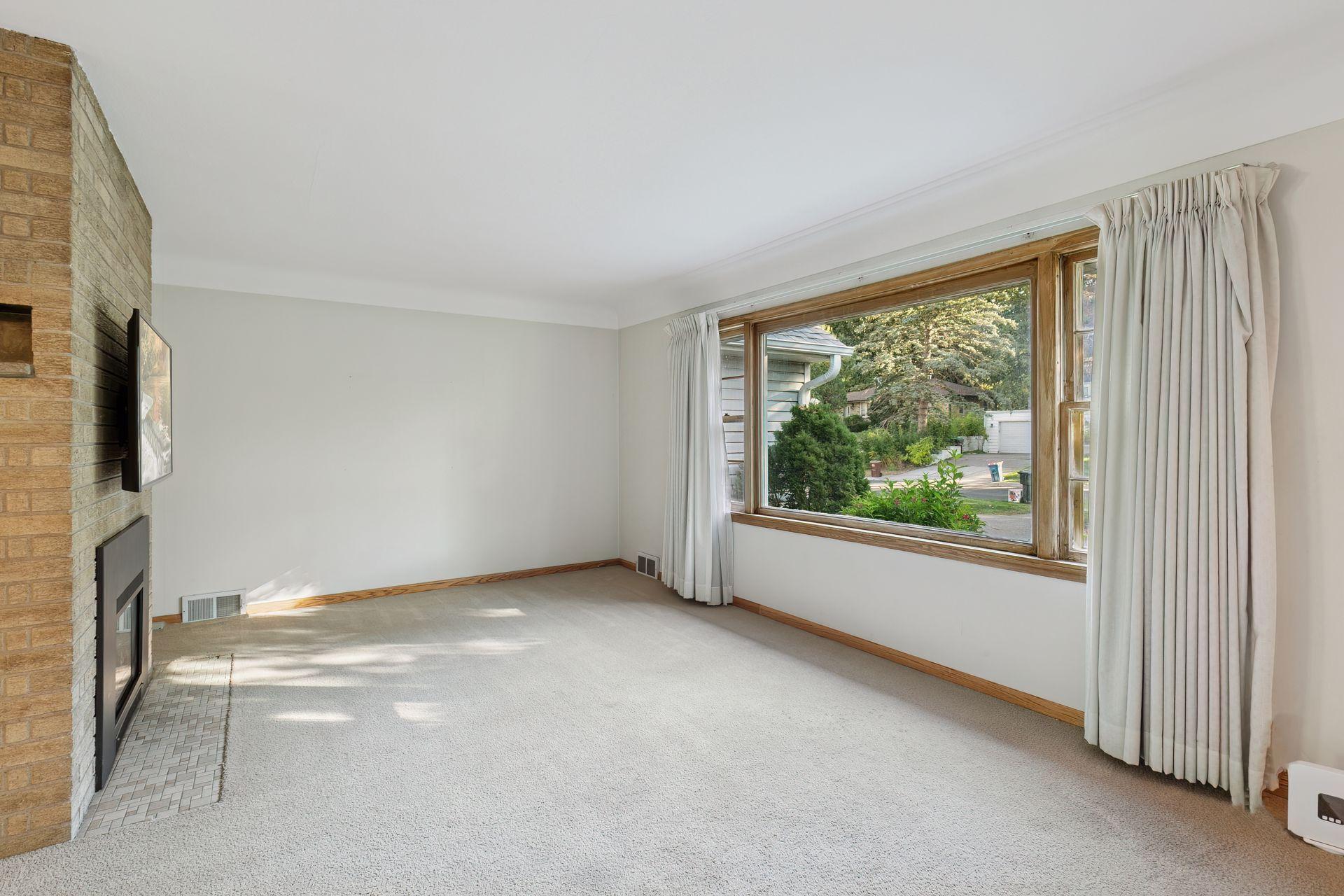 200 Turnpike Road Golden Valley, MN 55416 - Photo 3 of 21