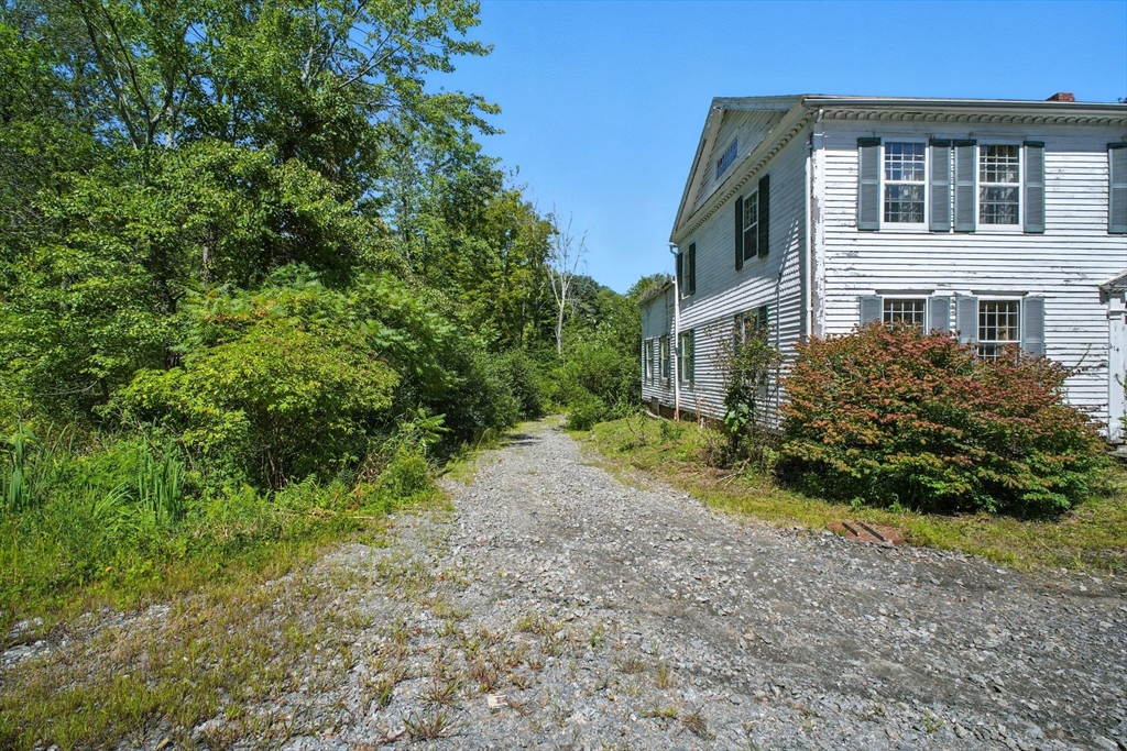 614 Main Road Granville, MA 01034 - Photo 18 of 19 Gallery Image 18