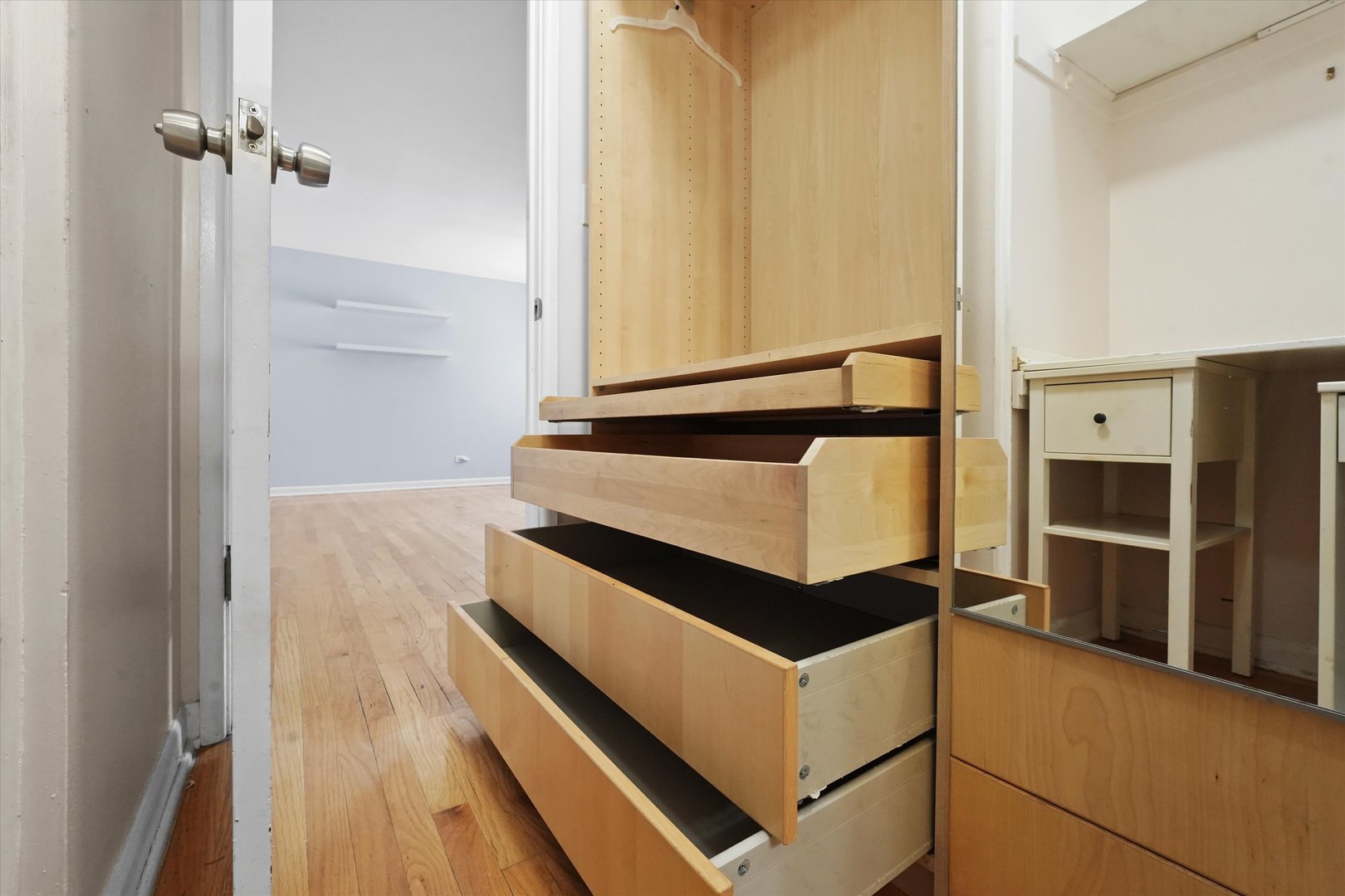 7120 North Sheridan Road, Unit 404 Chicago, IL 60626 - Photo 9 of 21
