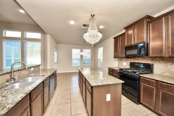 $2,500 | 19003 Piper Hill Lane, Cypress, TX 77429