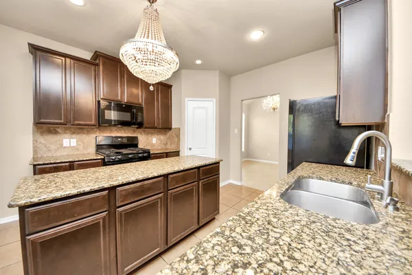 $2,500 | 19003 Piper Hill Lane, Cypress, TX 77429