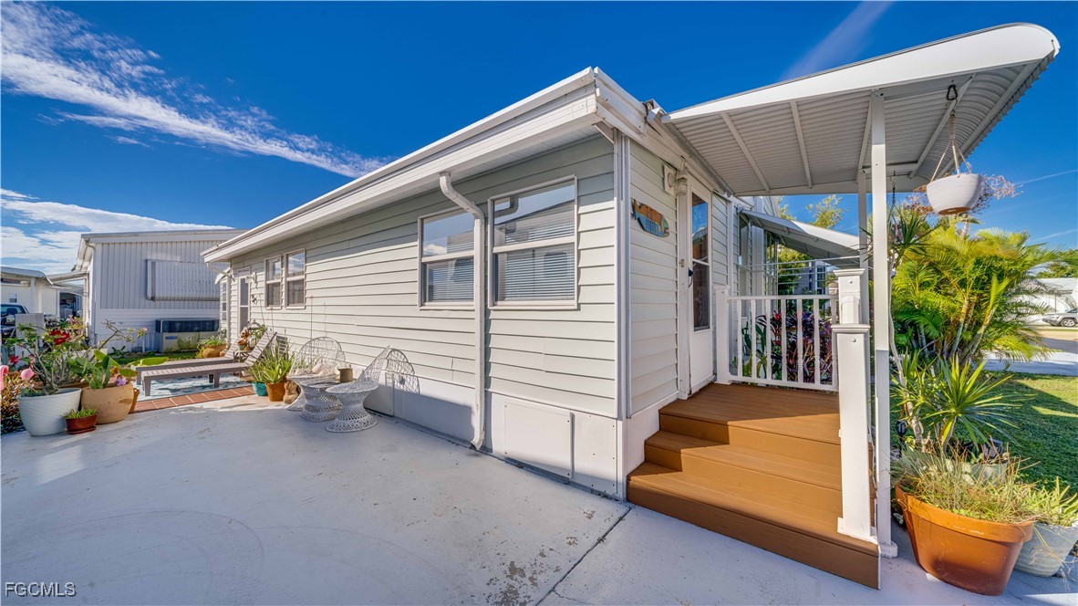 11077 Sunburst Lane Fort Myers, FL 33908 - Photo 2 of 37