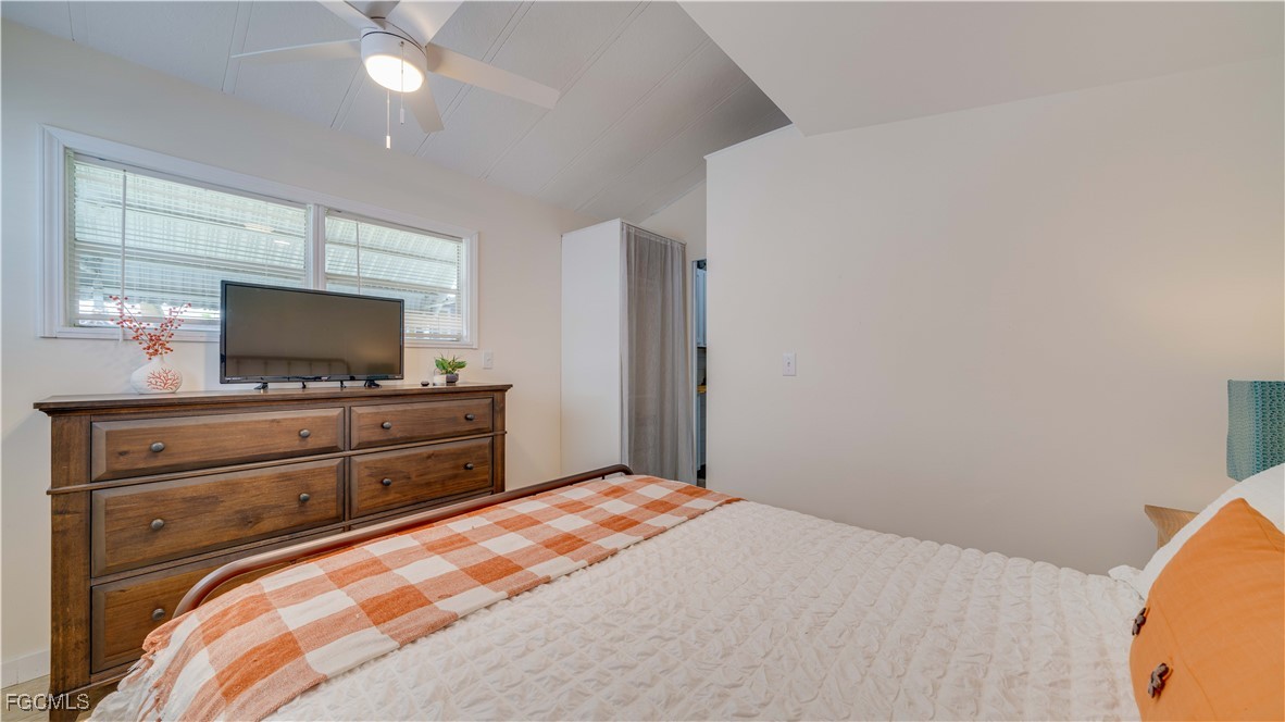 11077 Sunburst Lane Fort Myers, FL 33908 - Photo 21 of 37