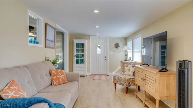 $119,000 | 11077 Sunburst Lane, Fort Myers, FL 33908