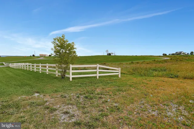 a view of an outdoor space and yard