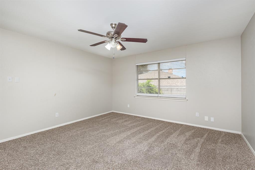 712 Springhill Drive Hurst, TX 76054 - Photo 13 of 18