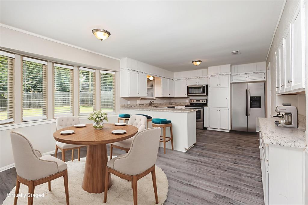 712 Springhill Drive Hurst, TX 76054 - Photo 4 of 18