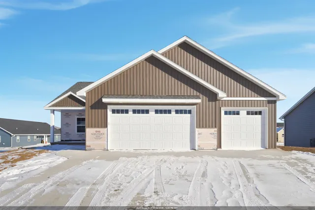 $449,900 | 8388 St Norbert Drive, Neenah, WI 54956