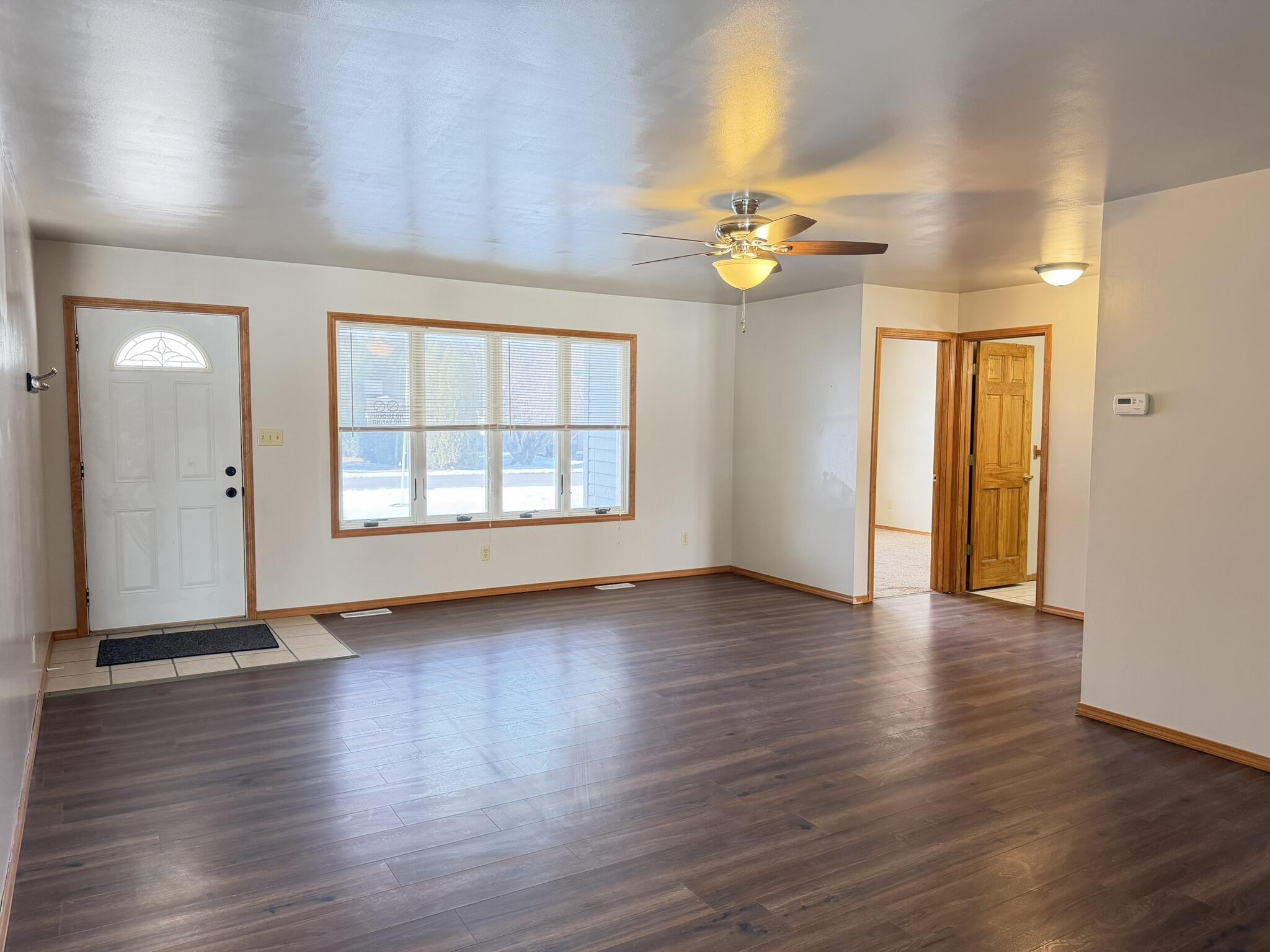 9103 Estates Drive Demotte, IN 46310 - Photo 13 of 35 2048x1536