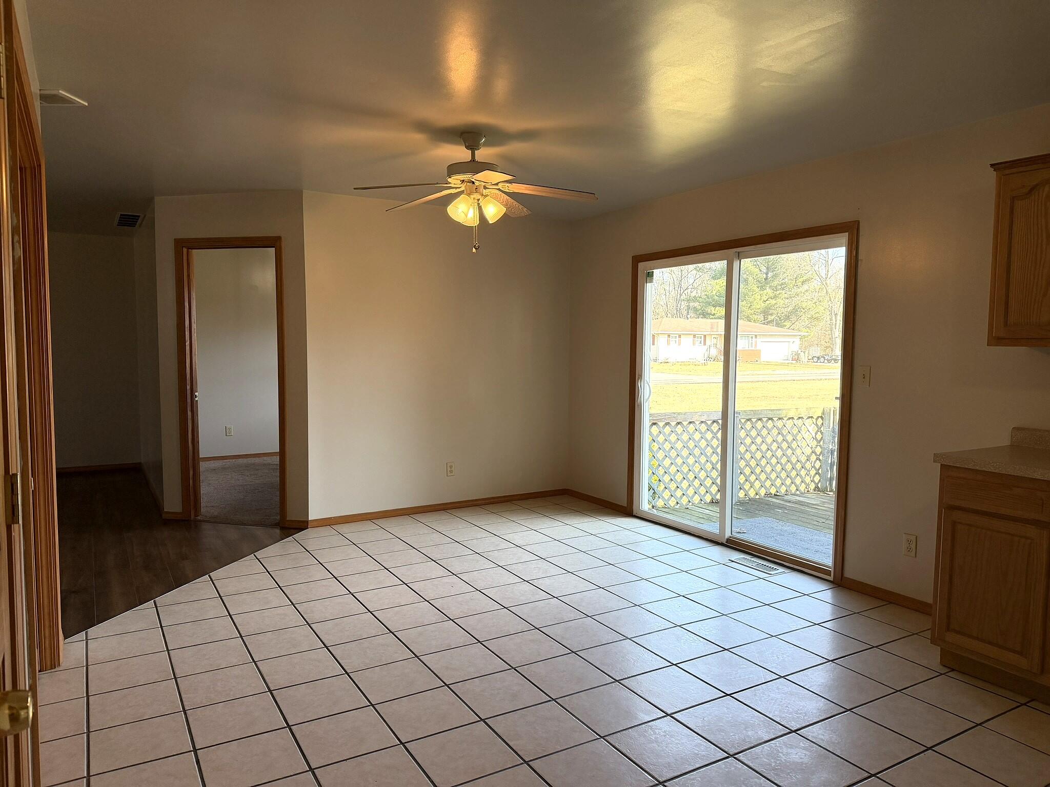 9103 Estates Drive Demotte, IN 46310 - Photo 15 of 35 2048x1536