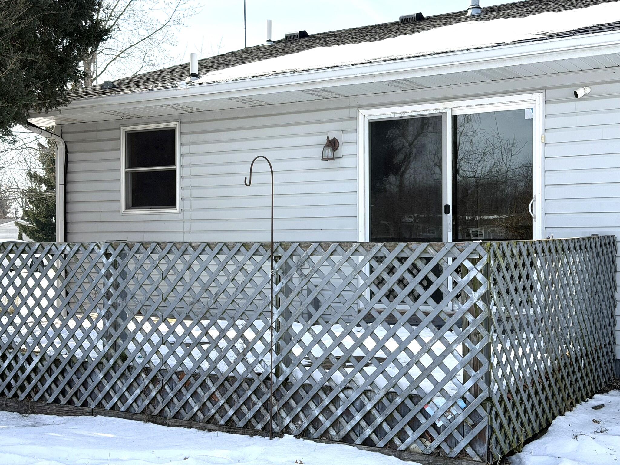 9103 Estates Drive Demotte, IN 46310 - Photo 7 of 35 2048x1536