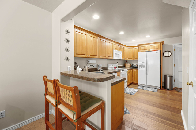 8447 Mayfly Way Sandy, UT 84070 - Photo 10 of 30