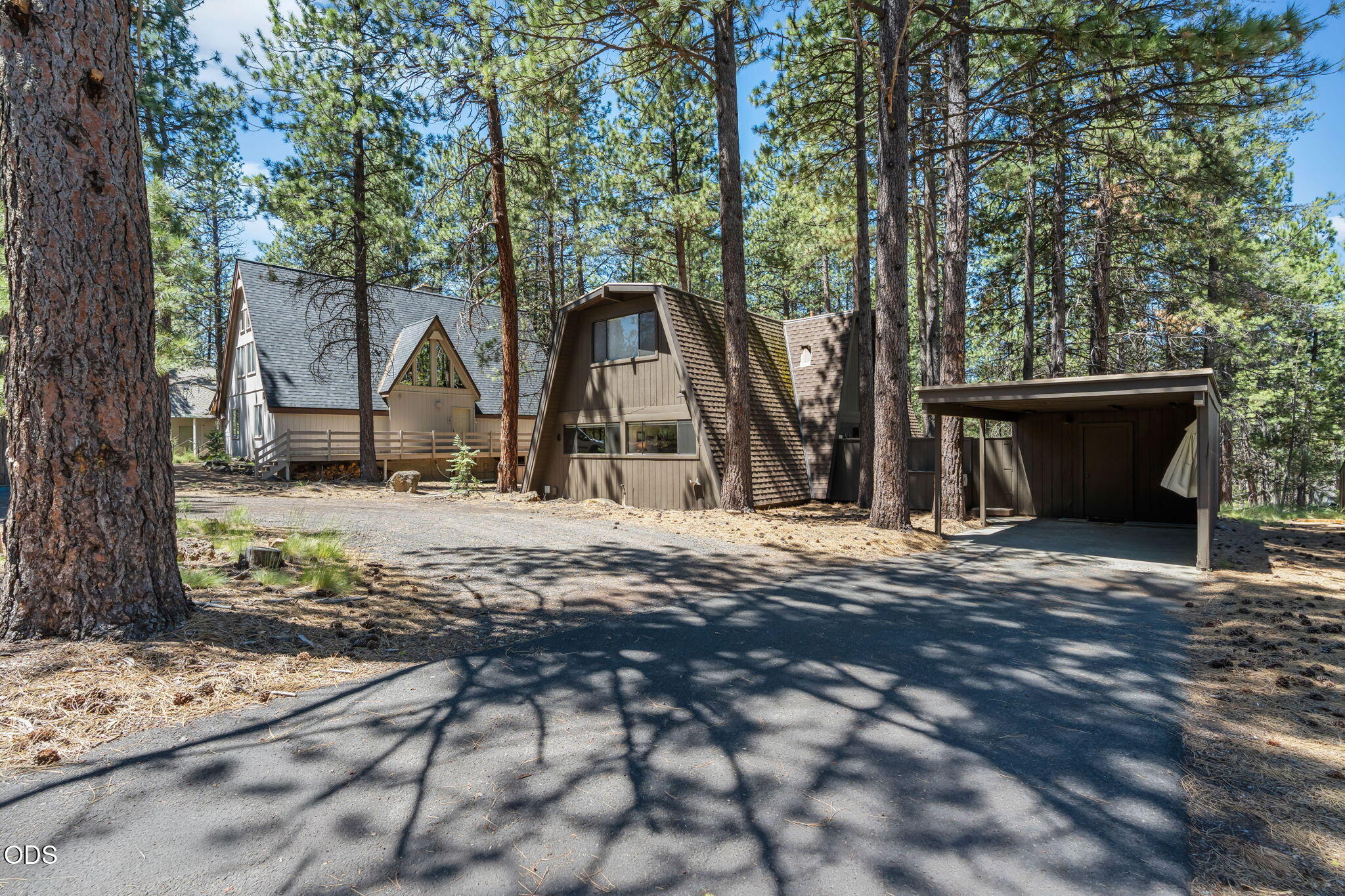 57165 Mink Lane Sunriver, OR 97707 - Photo 34 of 39