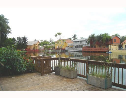 8200 Southwest 96th Court, Unit 8200 Miami, FL 33173 - Photo 5 of 11 Waterfront/Dock/Pier