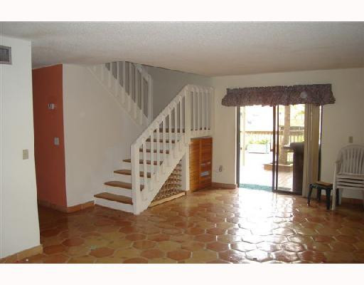 8200 Southwest 96th Court, Unit 8200 Miami, FL 33173 - Photo 7 of 11 Living Room
