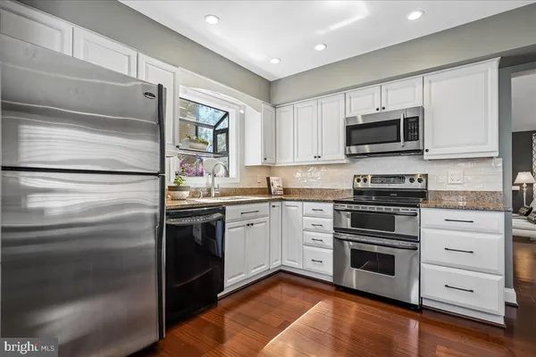 $949,900 | 7801 Blue Jasmine Court, Springfield, VA 22153