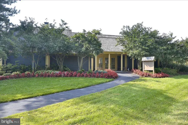 $949,900 | 7801 Blue Jasmine Court, Springfield, VA 22153